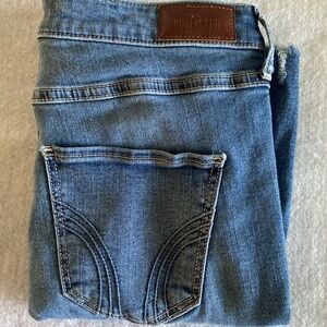 Juniors Hollister high rise super skinny distressed